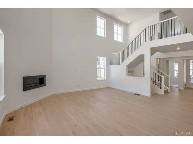 24734 E Kettle Ct, Aurora, CO 80016