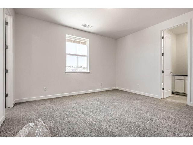 24734 E Kettle Ct, Aurora, CO 80016