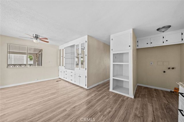 560 Santa Clara Circle, Hemet, CA 92543