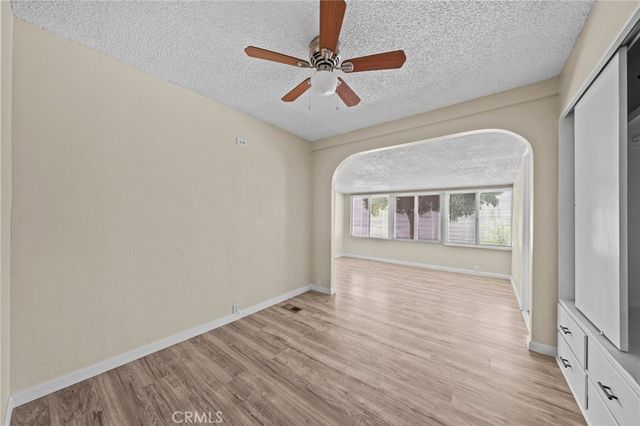 560 Santa Clara Circle, Hemet, CA 92543