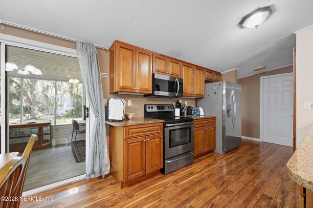 143 S LAKE GEORGE Drive, Georgetown, FL 32139