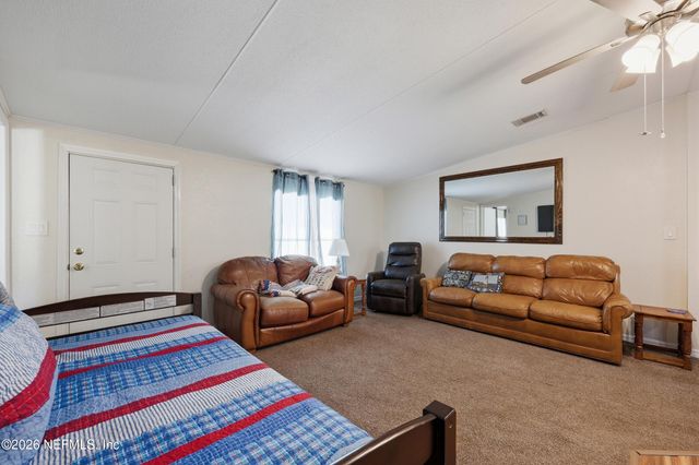 143 S LAKE GEORGE Drive, Georgetown, FL 32139