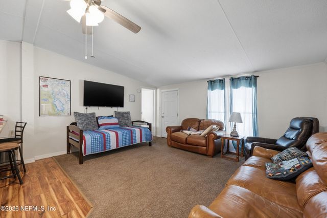 143 S LAKE GEORGE Drive, Georgetown, FL 32139