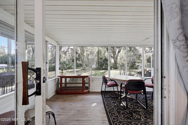 143 S LAKE GEORGE Drive, Georgetown, FL 32139