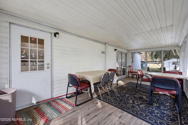 143 S LAKE GEORGE Drive, Georgetown, FL 32139