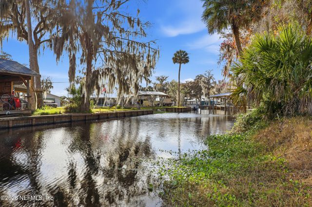 143 S LAKE GEORGE Drive, Georgetown, FL 32139