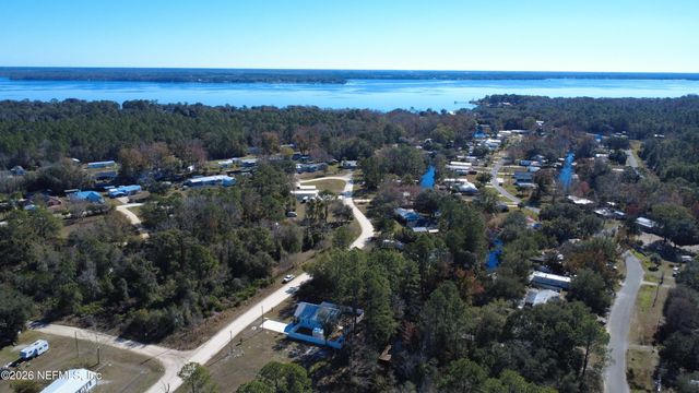 143 S LAKE GEORGE Drive, Georgetown, FL 32139