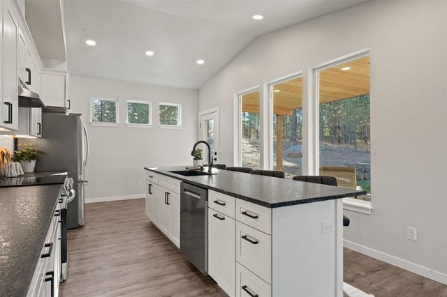 3756 E Nyberg Ln, Mead, WA 99021