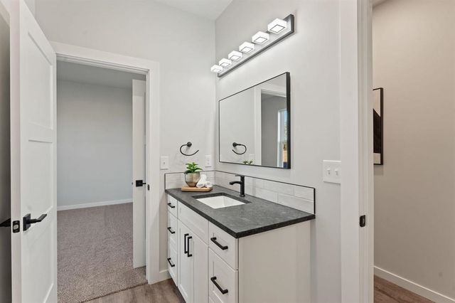 3756 E Nyberg Ln, Mead, WA 99021