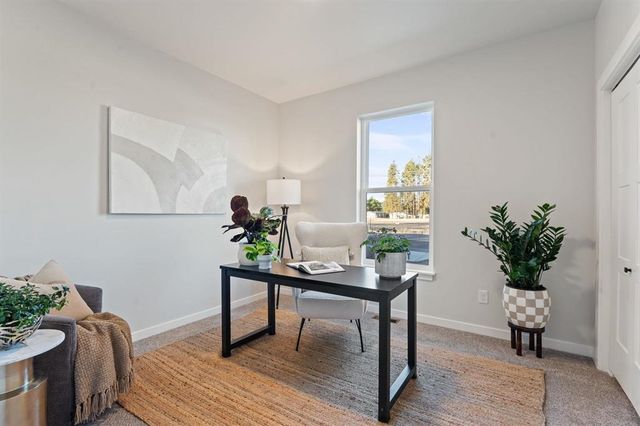 3756 E Nyberg Ln, Mead, WA 99021