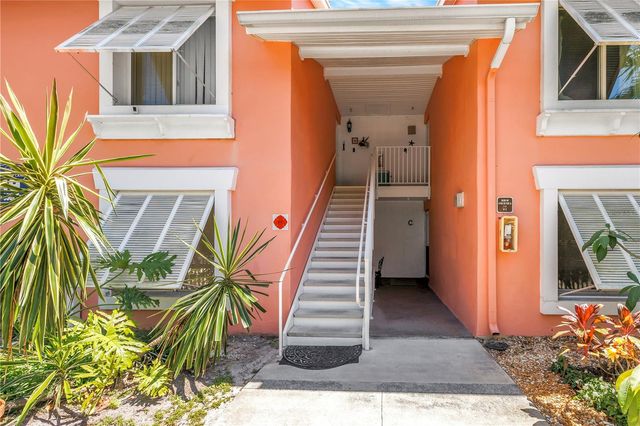 4160 35TH TERRACE S I, St Petersburg, FL 33711