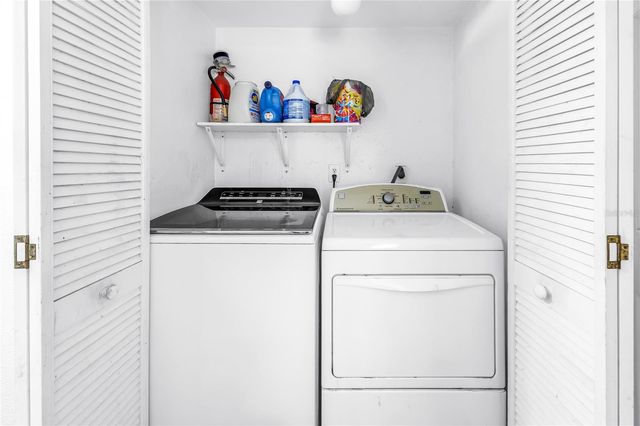 4160 35TH TERRACE S I, St Petersburg, FL 33711