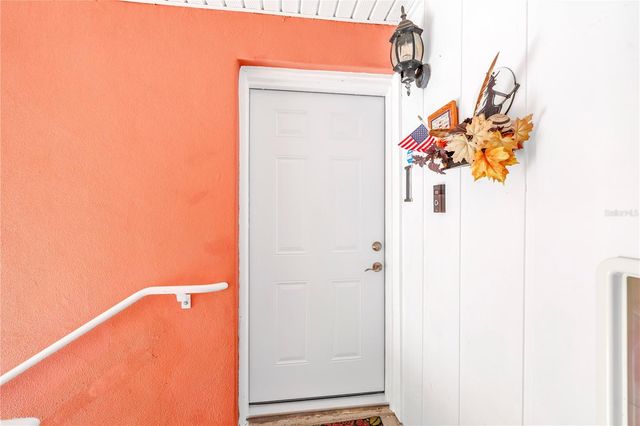 4160 35TH TERRACE S I, St Petersburg, FL 33711