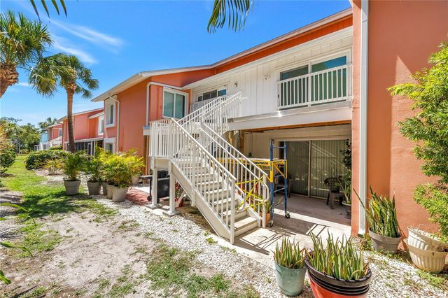 4160 35TH TERRACE S I, St Petersburg, FL 33711