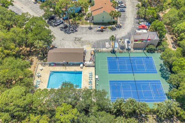 4160 35TH TERRACE S I, St Petersburg, FL 33711