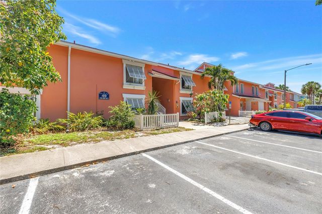 4160 35TH TERRACE S I, St Petersburg, FL 33711