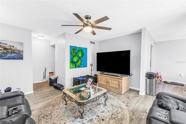 4160 35TH TERRACE S I, St Petersburg, FL 33711