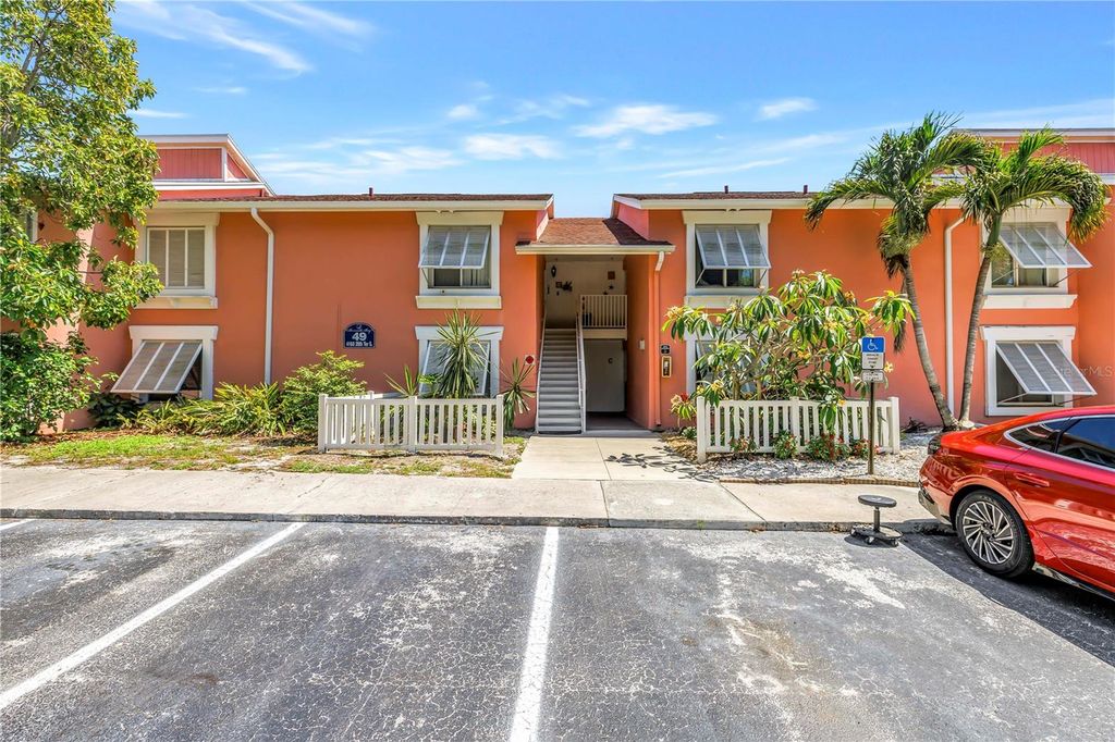 4160 35TH TERRACE S I, St Petersburg, FL 33711