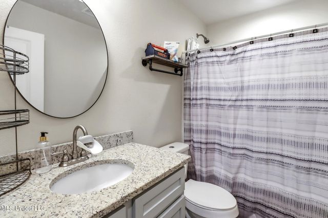 1132 Ash Street, Ocean Springs, MS 39564