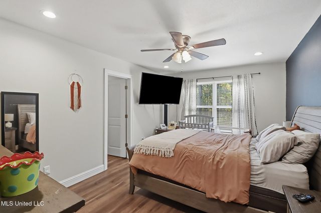 1132 Ash Street, Ocean Springs, MS 39564