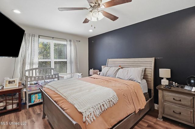 1132 Ash Street, Ocean Springs, MS 39564