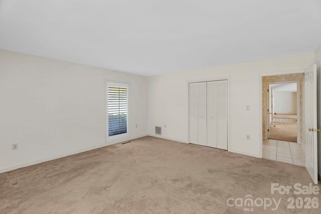 15015 Pawnee Trail, Matthews, NC 28104