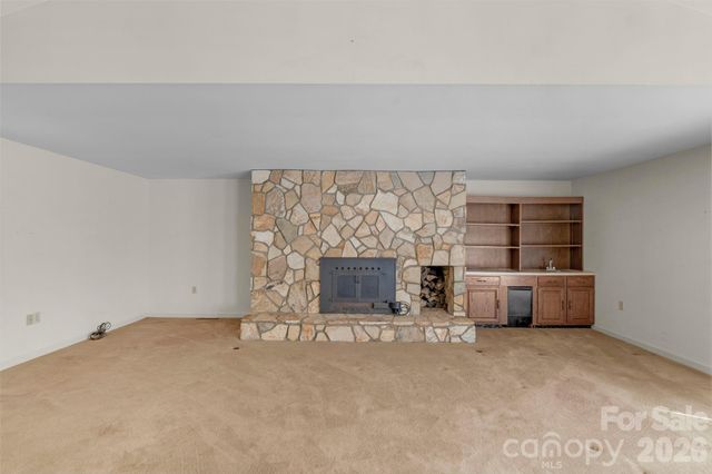 15015 Pawnee Trail, Matthews, NC 28104