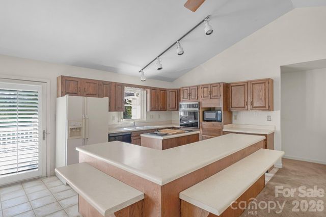 15015 Pawnee Trail, Matthews, NC 28104