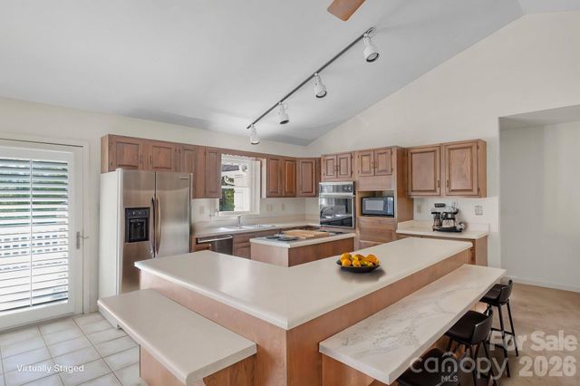 15015 Pawnee Trail, Matthews, NC 28104