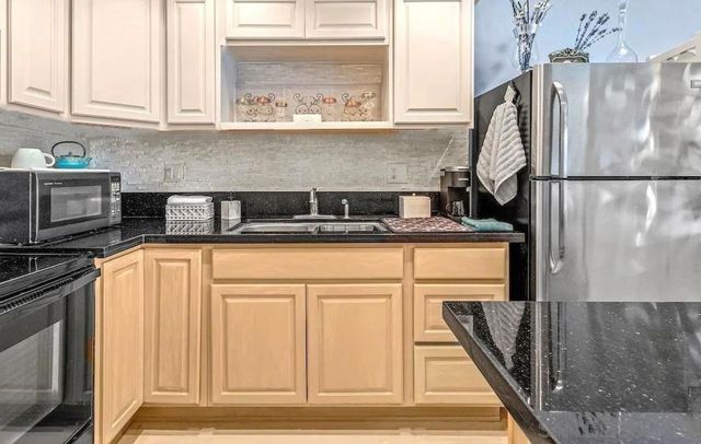 2003 Costa Del Mar Rd 692, Carlsbad, CA 92009