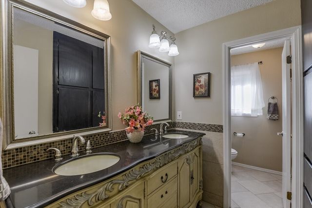 1609 Delta Drive, Arlington, TX 76012