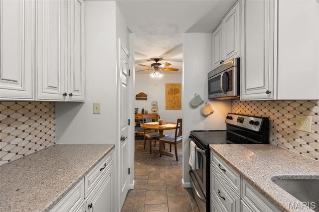 13459 Coliseum Drive, Chesterfield, MO 63017