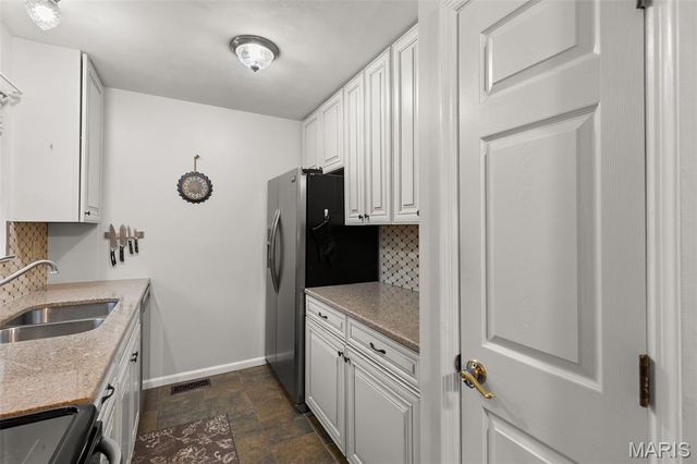 13459 Coliseum Drive, Chesterfield, MO 63017