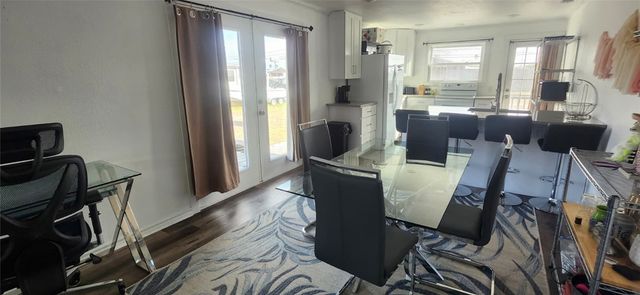 1407 Dema St, Corpus Christi, TX 78418