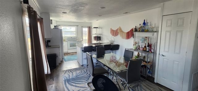 1407 Dema St, Corpus Christi, TX 78418