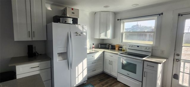 1407 Dema St, Corpus Christi, TX 78418