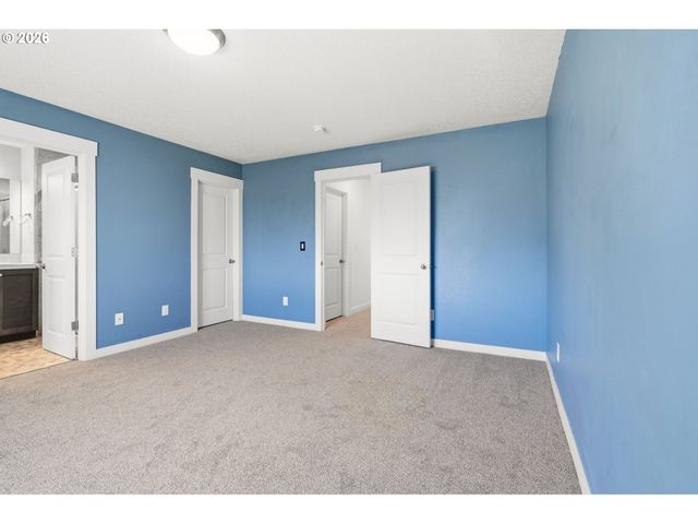 1036 N AUBURN Pl, Ridgefield, WA 98642
