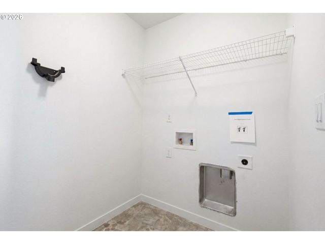 1036 N AUBURN Pl, Ridgefield, WA 98642