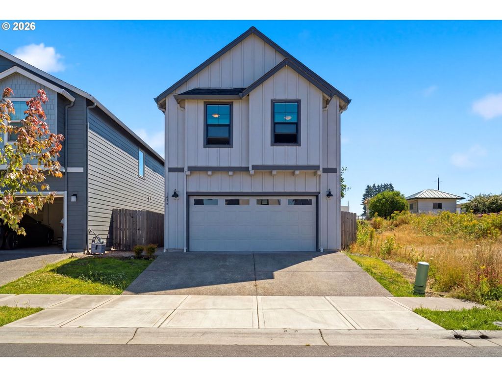 1036 N AUBURN Pl, Ridgefield, WA 98642