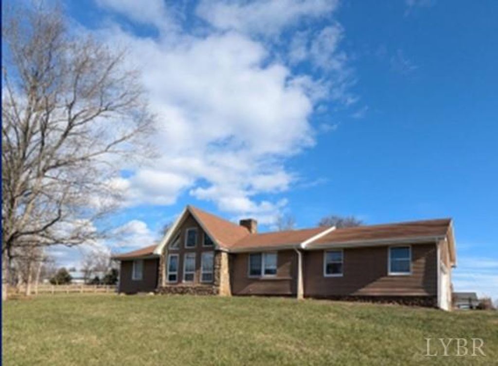 4087 Lowry Road, Goode, VA 24556