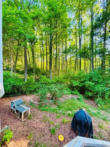 135 Brookstone Place, Athens, GA 30605