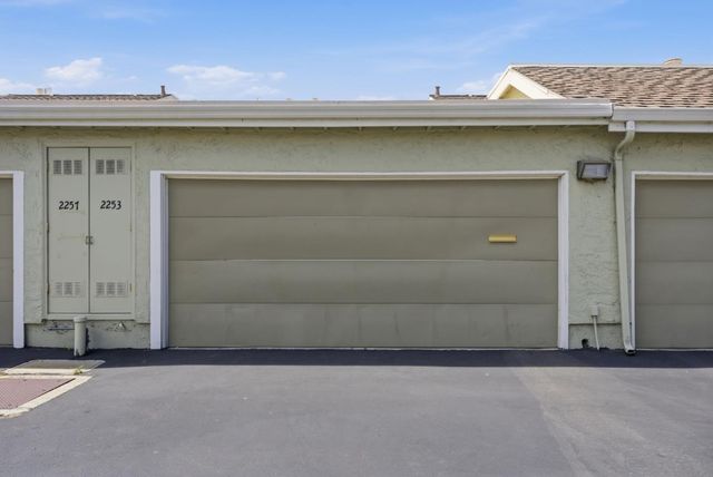 2253 Creek Bed Court, Santa Clara, CA 95054