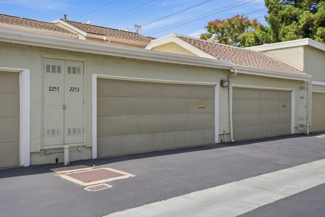2253 Creek Bed Court, Santa Clara, CA 95054