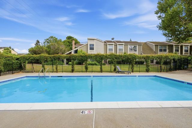 2253 Creek Bed Court, Santa Clara, CA 95054