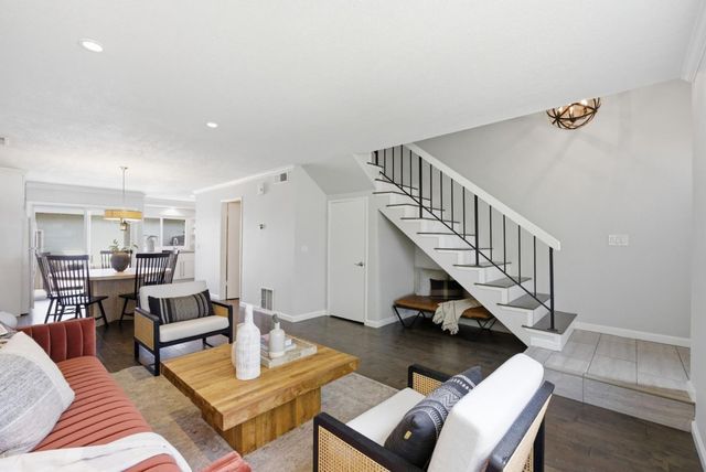 2253 Creek Bed Court, Santa Clara, CA 95054