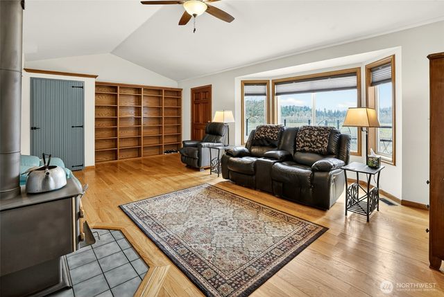 20070 Park Ridge Lane, Sedro Woolley, WA 98284