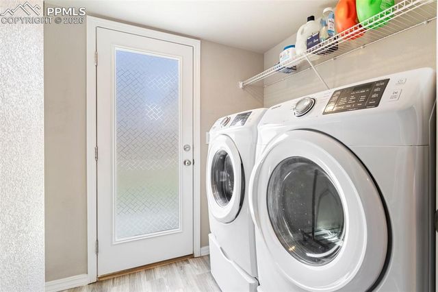 834 Grissom Drive, Colorado Springs, CO 80915