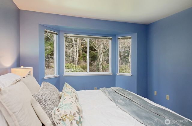 445 Mitchell Drive, Coupeville, WA 98239