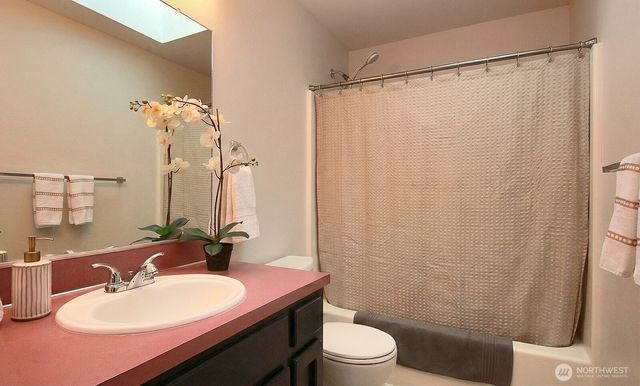 445 Mitchell Drive, Coupeville, WA 98239