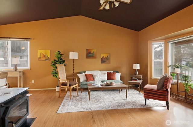 445 Mitchell Drive, Coupeville, WA 98239